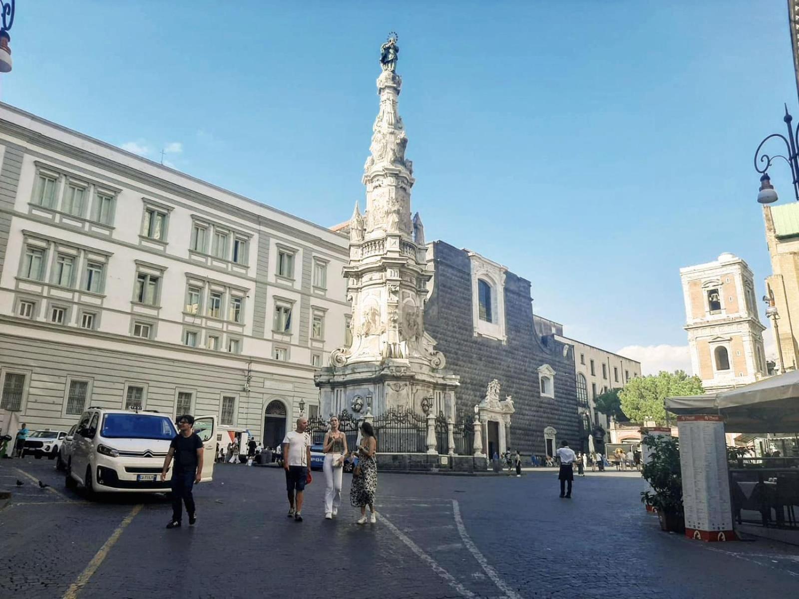 Famme Sta Cuiete Appartamento Napoli Centro Dış mekan fotoğraf